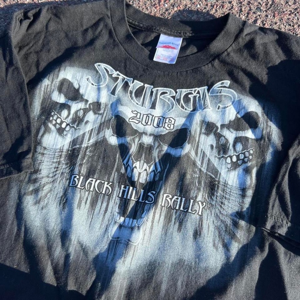 2000's‎ Sturgis black hills Rally triple skull tshirt Men's size 2X